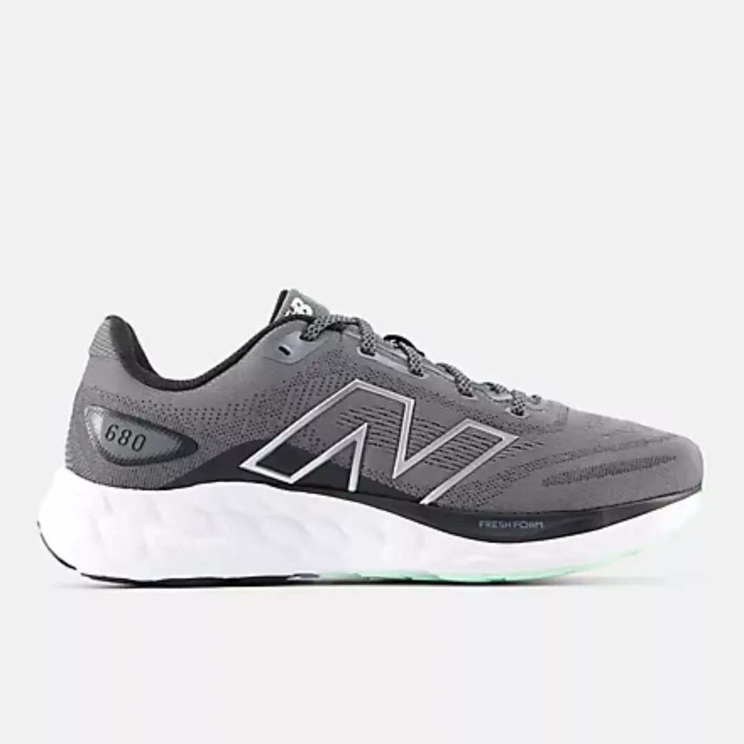 M680CF8 NEW BALANCE FRESH FOAM 520 V9 GRIS CON VERDE - Image 1