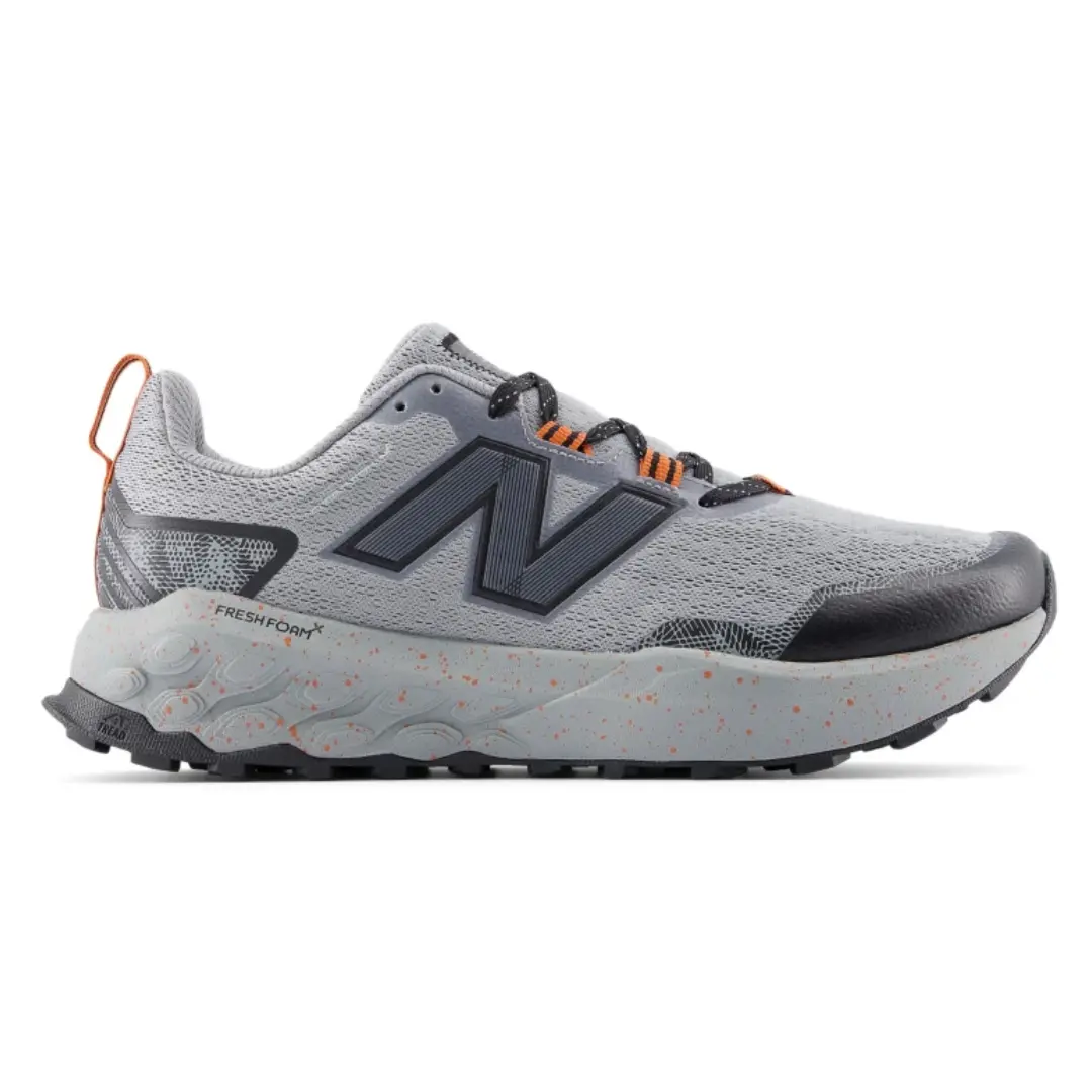 MTGAROJ2 NEW BALANCE FRESH FOAM GAROE GRIS CON NEGRO - Image 1